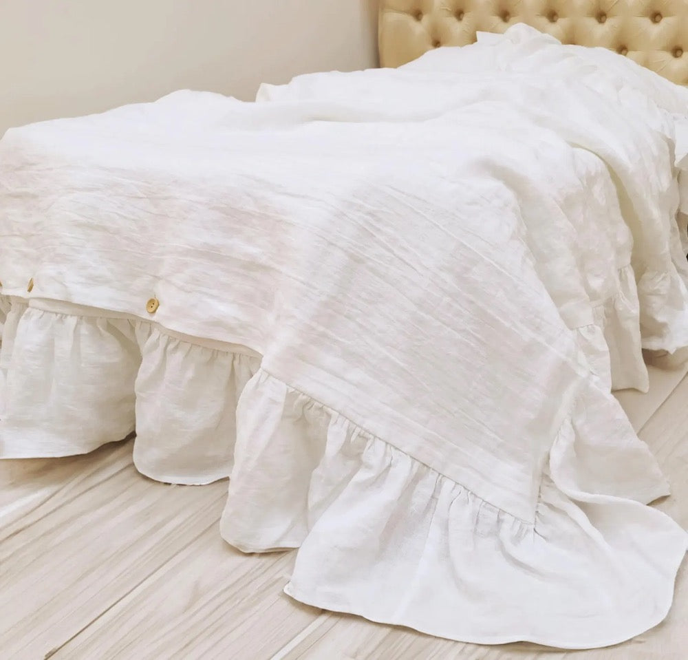 Ruffle BEDDING SET in Off-white Softened Linen. Duvet Cover, Pillowcases. Hypoallergenic Duvet Set